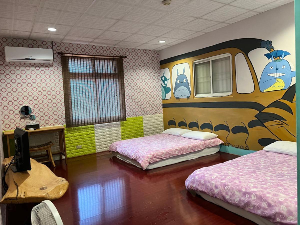 Golden flower Homestay Yuli Eksteriør billede